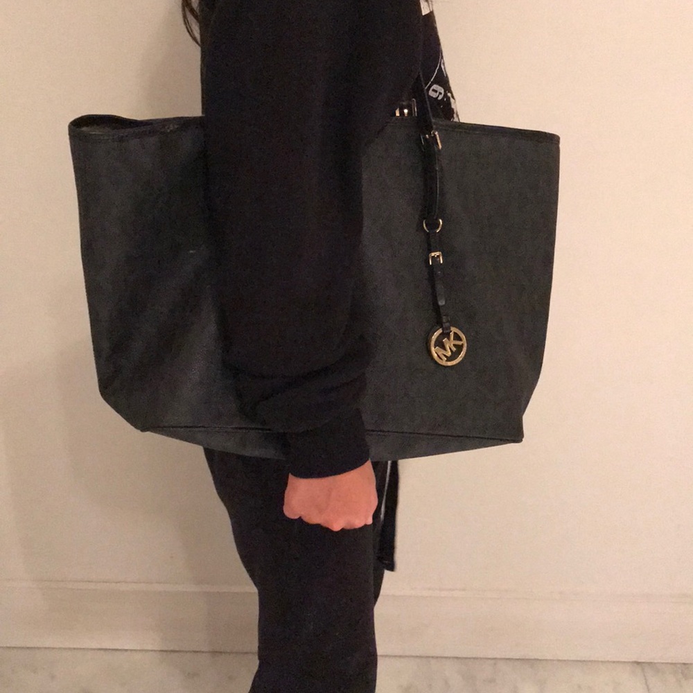 Michael Kors purse